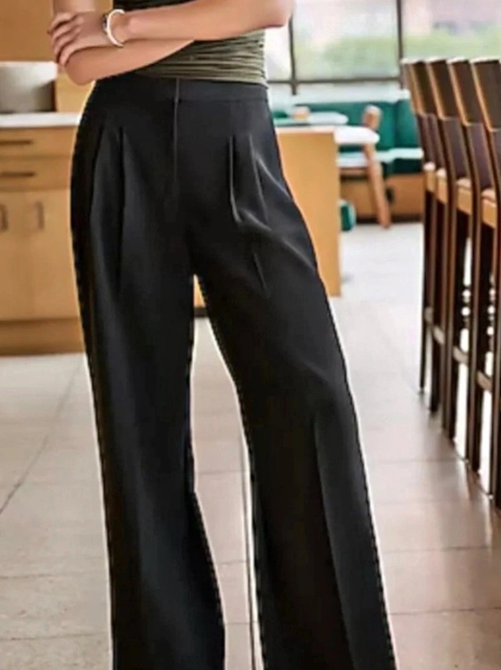 Express Super High Waisted Pleated Wide Leg Trouser Pants Black 6R great conditi